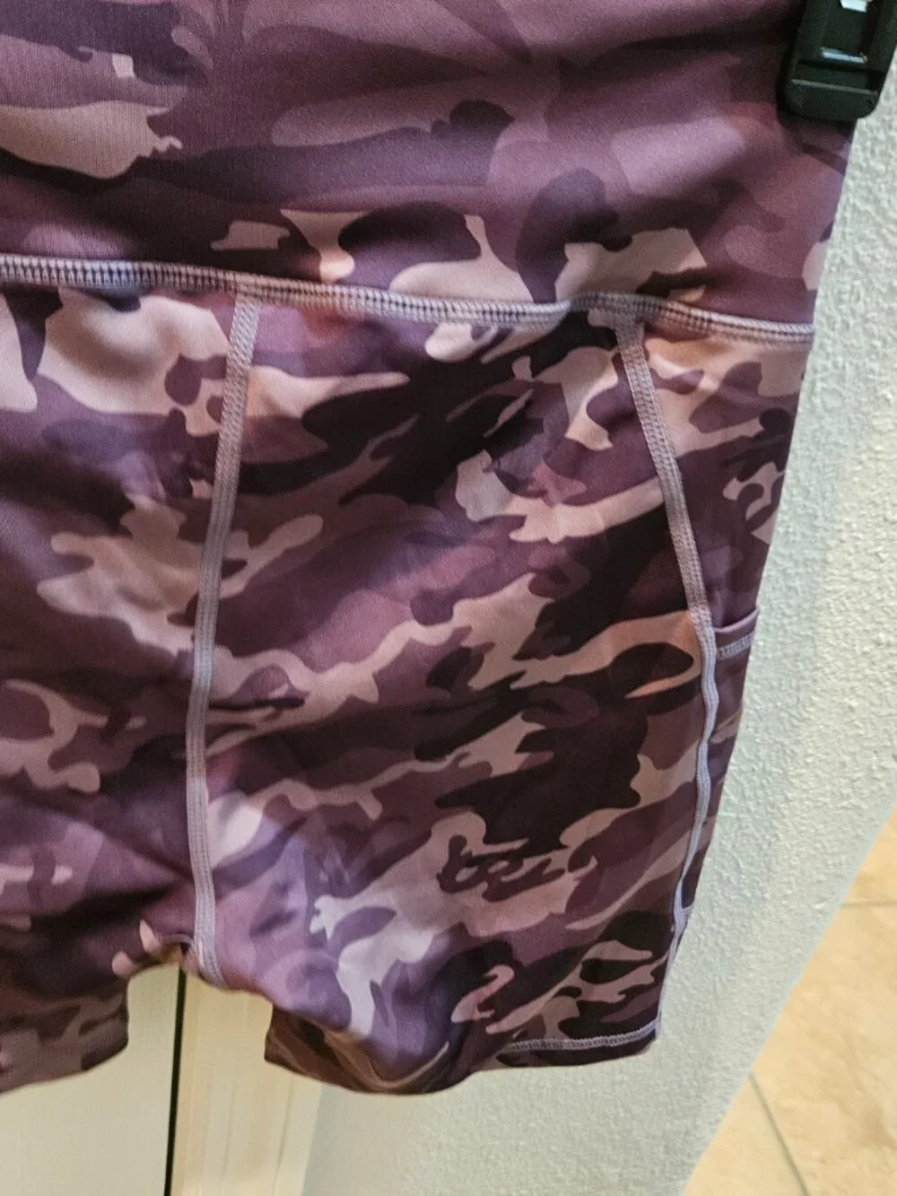 Halara bikers short camouflage small 2 pockets